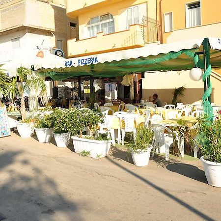 Le Bistro Trappeto Trappeto (Sicily) Exterior foto
