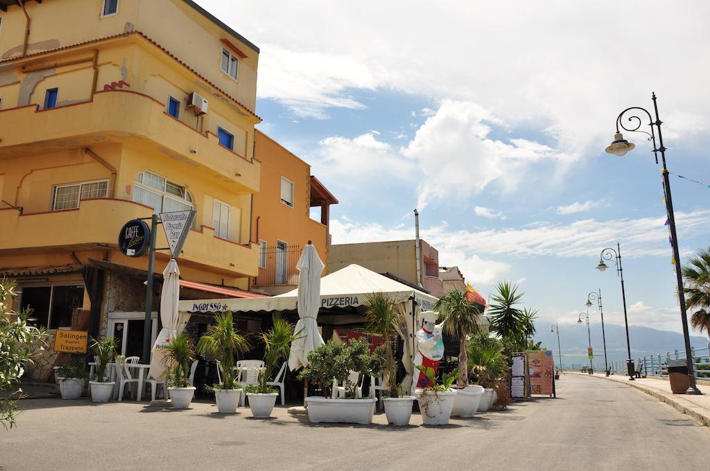 Le Bistro Trappeto Trappeto (Sicily) Exterior foto